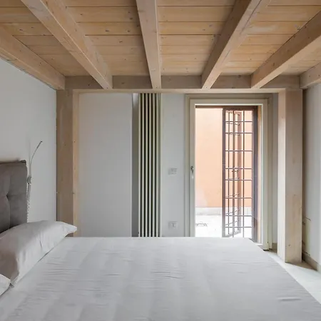 Апартаменты Giorgi Homes - Erbosa Duplex By Wonderful Italy Болонья